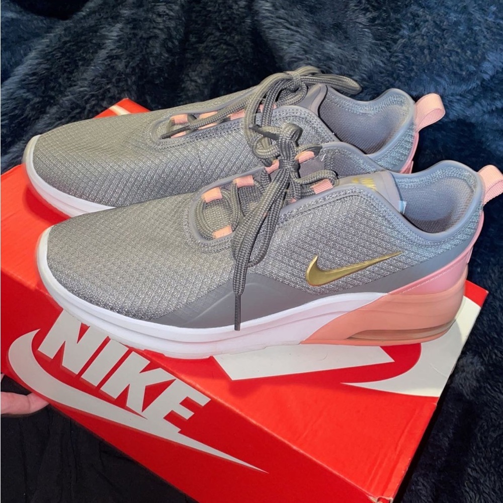 Nike air max